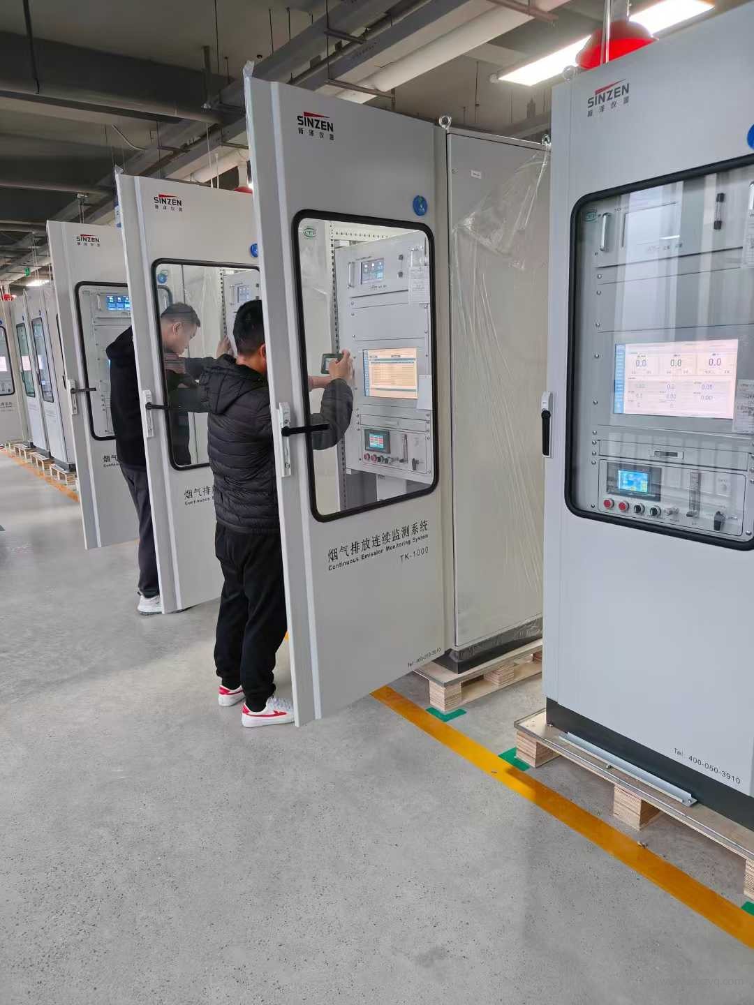 1736308176483705.jpg 煙氣在線監(jiān)測(cè)調(diào)試過(guò)程